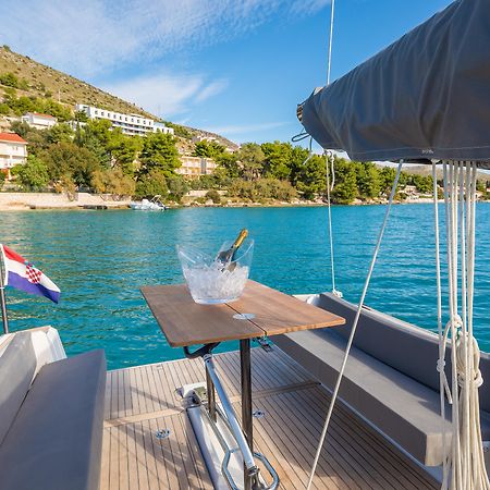 Hotel Ola - Adults Only Seget Donji Bagian luar foto
